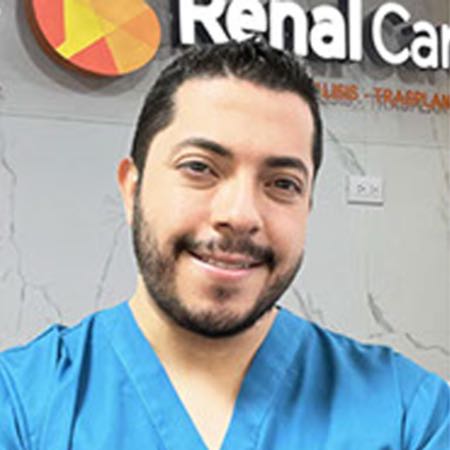 Dr. Elder Leonel Gil Escobar